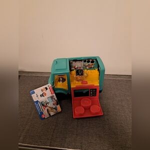NEW, Fisher-Price Little People Serve It Up Toy Food Truck for Kids